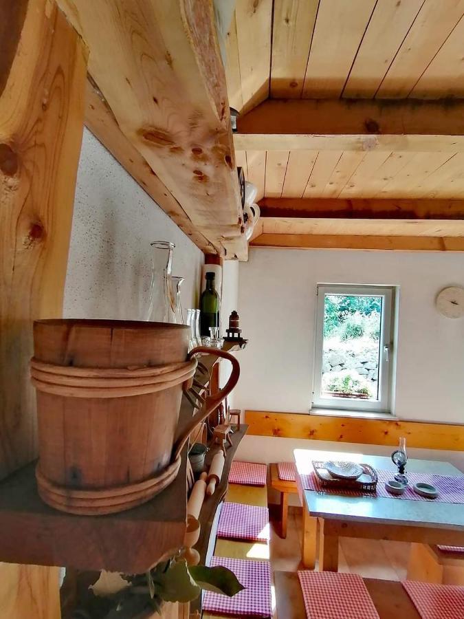 Kvasina Apartments Zadvarje Eksteriør billede