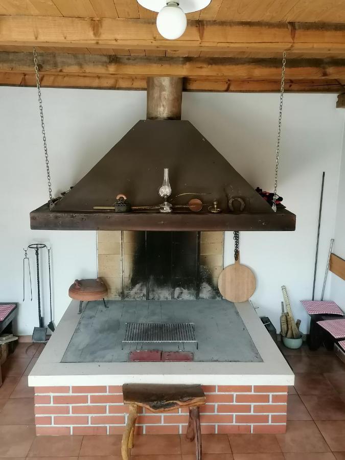 Kvasina Apartments Zadvarje Eksteriør billede